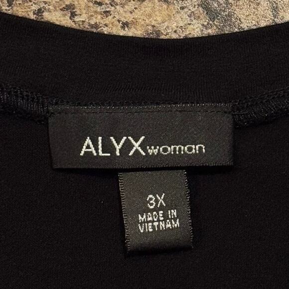 Alyx Woman Top 3/4 Sleeve Abstract Statement Artsy Casual Comfort Blue Black 3X - Picture 3 of 9